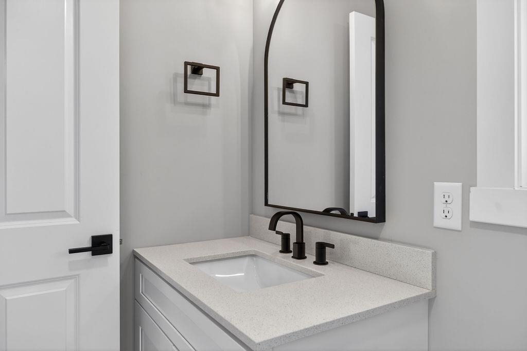 640 N BAYARD AVE, WAYNESBORO, Virginia 22980, 3 Bedrooms Bedrooms, ,2 BathroomsBathrooms,Residential,640 N BAYARD AVE,672701 MLS # 672701