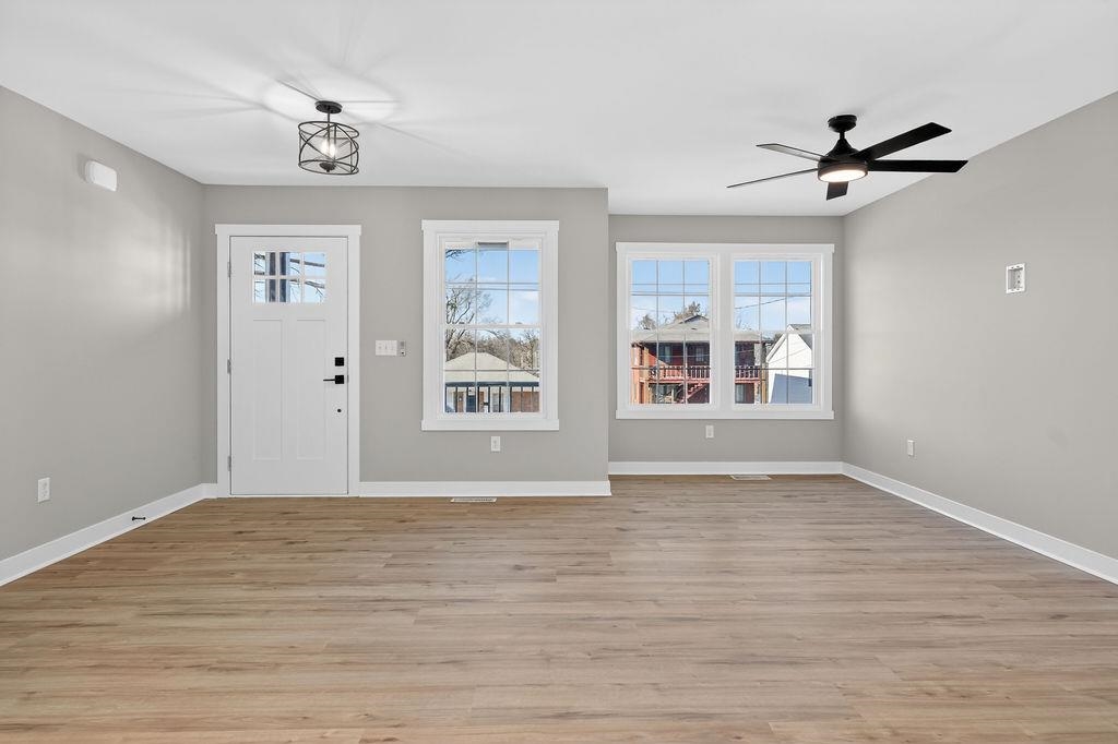 640 N BAYARD AVE, WAYNESBORO, Virginia 22980, 3 Bedrooms Bedrooms, ,2 BathroomsBathrooms,Residential,640 N BAYARD AVE,672701 MLS # 672701