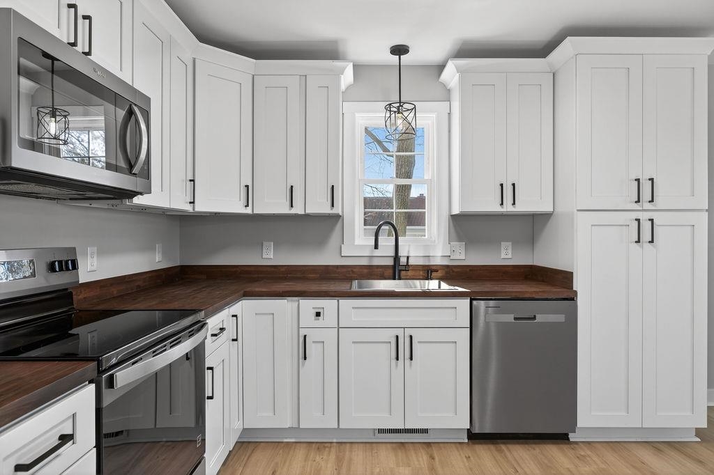 640 N BAYARD AVE, WAYNESBORO, Virginia 22980, 3 Bedrooms Bedrooms, ,2 BathroomsBathrooms,Residential,640 N BAYARD AVE,672701 MLS # 672701