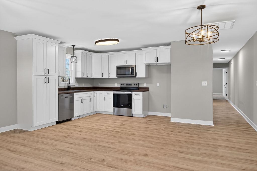 644 N BAYARD AVE, WAYNESBORO, Virginia 22980, 3 Bedrooms Bedrooms, ,2 BathroomsBathrooms,Residential,644 N BAYARD AVE,672703 MLS # 672703