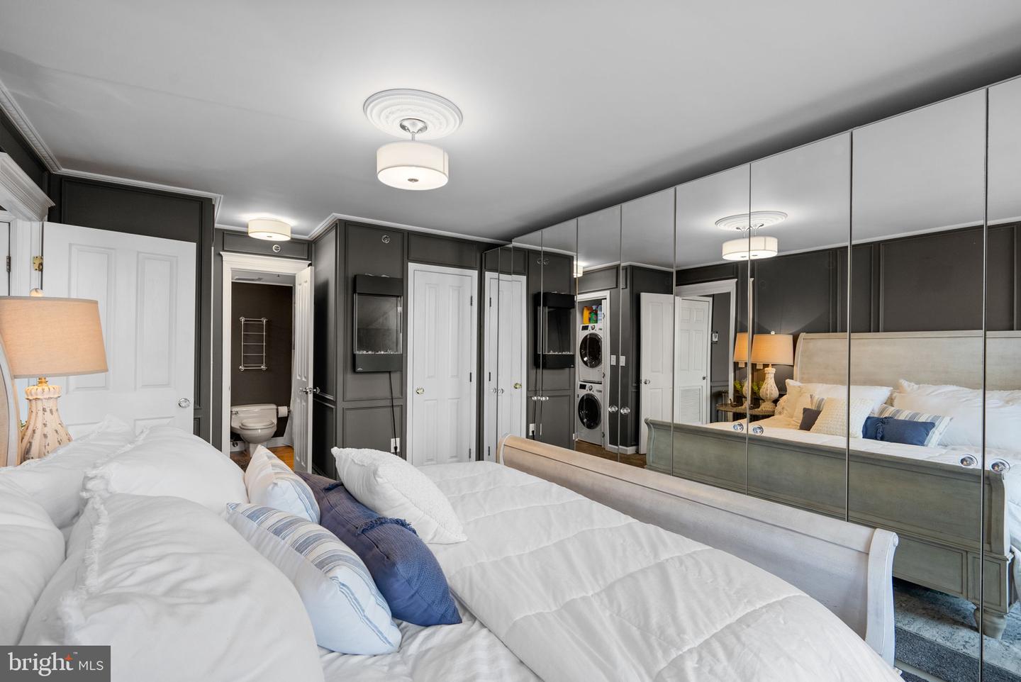 601 PENNSYLVANIA AVE NW #1502N, WASHINGTON, District Of Columbia 20004, 1 Bedroom Bedrooms, ,1 BathroomBathrooms,Residential,For sale,601 PENNSYLVANIA AVE NW #1502N,DCDC2234292 MLS # DCDC2234292