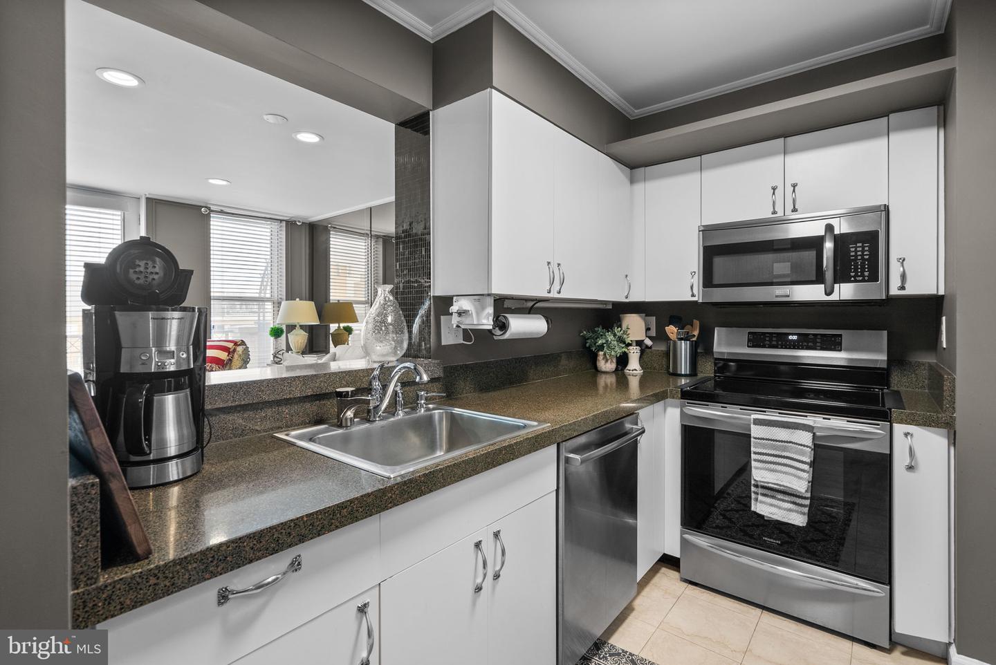 601 PENNSYLVANIA AVE NW #1502N, WASHINGTON, District Of Columbia 20004, 1 Bedroom Bedrooms, ,1 BathroomBathrooms,Residential,For sale,601 PENNSYLVANIA AVE NW #1502N,DCDC2234292 MLS # DCDC2234292