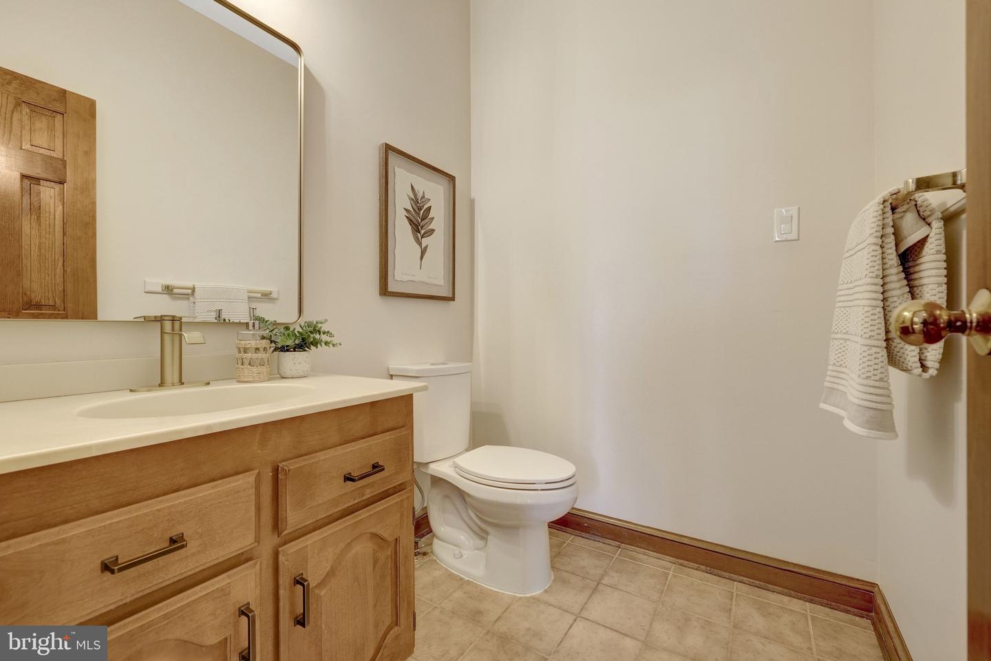 4221 SHERANDO LN, ANNANDALE, Virginia 22003, 5 Bedrooms Bedrooms, ,5 BathroomsBathrooms,Residential,For sale,4221 SHERANDO LN,VAFX2282306 MLS # VAFX2282306 4221 SHERANDO LN, ANNANDALE, Virginia 22003, 5 Bedrooms Bedrooms, ,5 BathroomsBathrooms,Residential,For sale,4221 SHERANDO LN,VAFX2282306 MLS # VAFX2282306