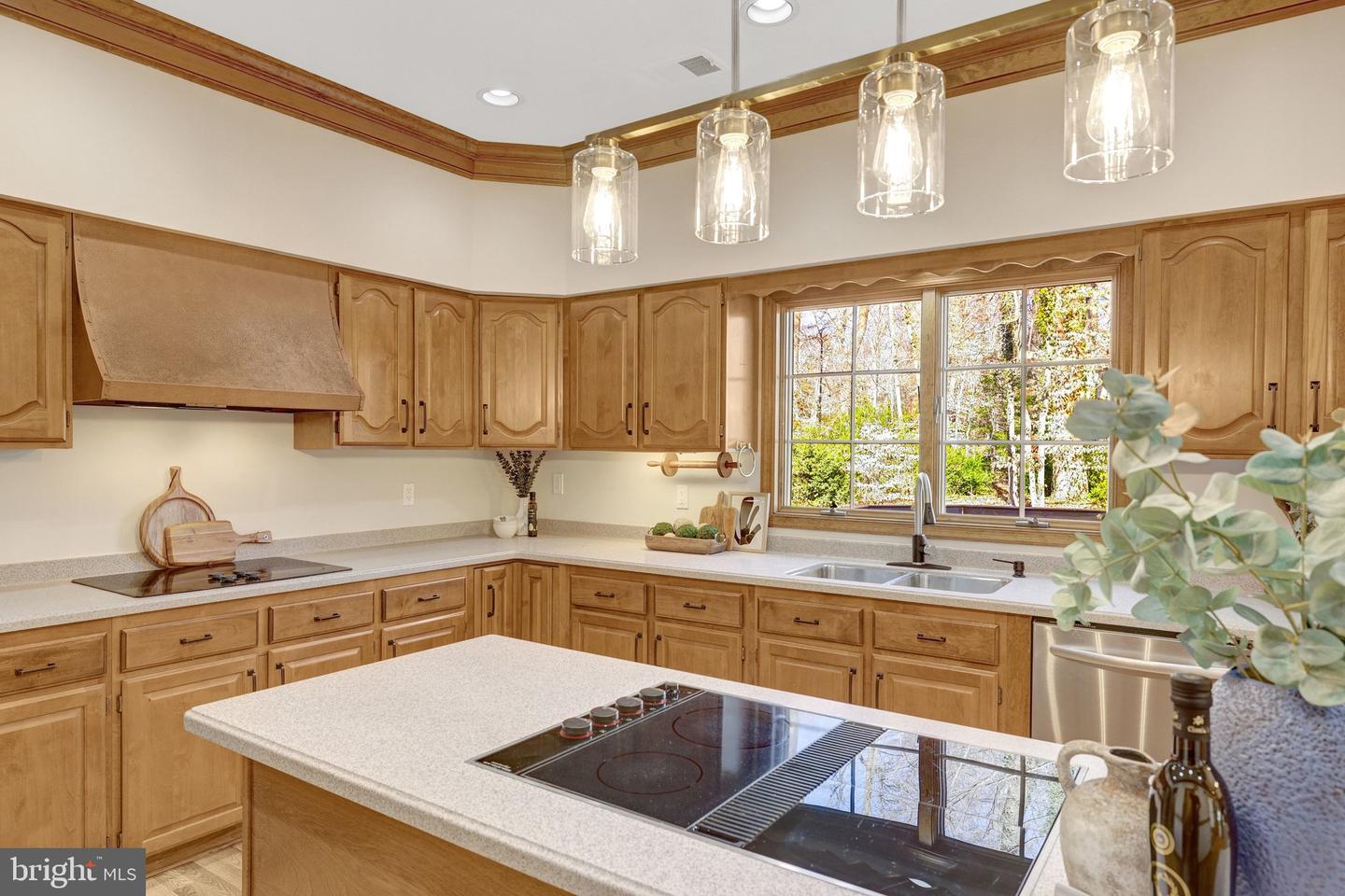 4221 SHERANDO LN, ANNANDALE, Virginia 22003, 5 Bedrooms Bedrooms, ,5 BathroomsBathrooms,Residential,For sale,4221 SHERANDO LN,VAFX2282306 MLS # VAFX2282306 4221 SHERANDO LN, ANNANDALE, Virginia 22003, 5 Bedrooms Bedrooms, ,5 BathroomsBathrooms,Residential,For sale,4221 SHERANDO LN,VAFX2282306 MLS # VAFX2282306