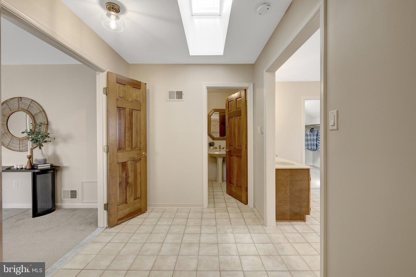 4221 SHERANDO LN, ANNANDALE, Virginia 22003, 5 Bedrooms Bedrooms, ,5 BathroomsBathrooms,Residential,For sale,4221 SHERANDO LN,VAFX2282306 MLS # VAFX2282306 4221 SHERANDO LN, ANNANDALE, Virginia 22003, 5 Bedrooms Bedrooms, ,5 BathroomsBathrooms,Residential,For sale,4221 SHERANDO LN,VAFX2282306 MLS # VAFX2282306