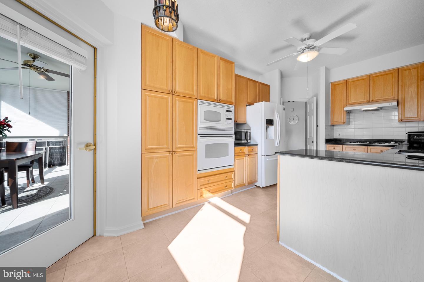 19360 MAGNOLIA GROVE SQ #412, LEESBURG, Virginia 20176, 2 Bedrooms Bedrooms, ,2 BathroomsBathrooms,Residential,For sale,19360 MAGNOLIA GROVE SQ #412,VALO2113056 MLS # VALO2113056