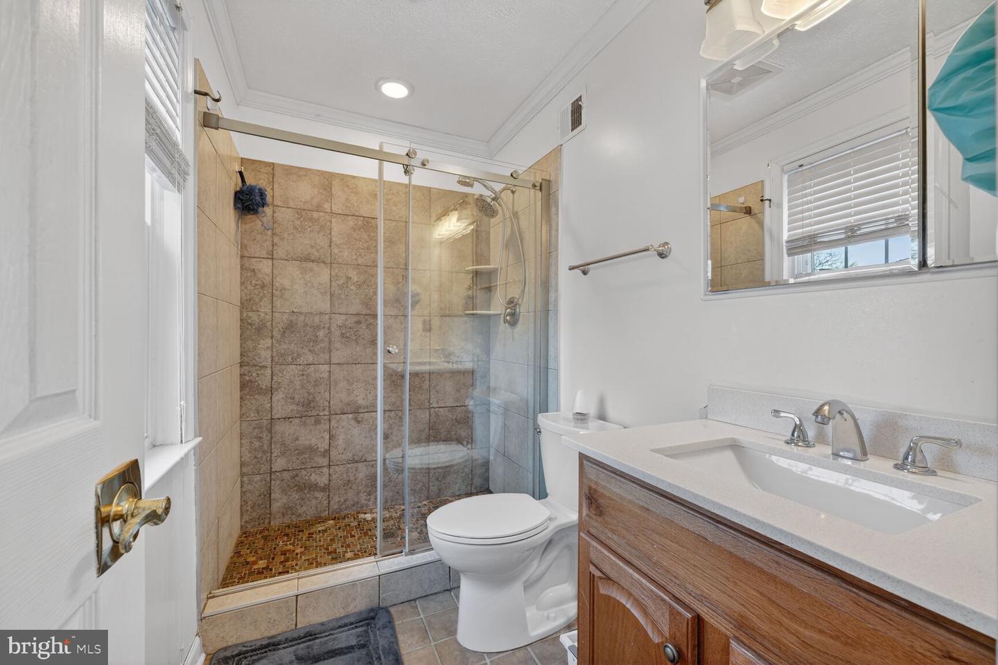 16219 SUNNY KNOLL DR, DUMFRIES, Virginia 22025, 4 Bedrooms Bedrooms, ,3 BathroomsBathrooms,Residential,For sale,16219 SUNNY KNOLL DR,VAPW2109620 MLS # VAPW2109620