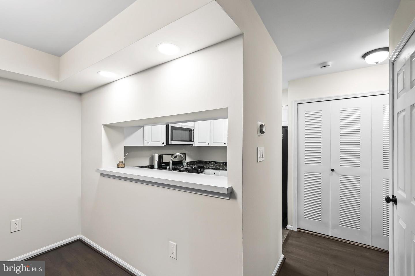 5915 HAVENER HOUSE WAY, CENTREVILLE, Virginia 20120, 3 Bedrooms Bedrooms, ,2 BathroomsBathrooms,Residential,For sale,5915 HAVENER HOUSE WAY,VAFX2283722 MLS # VAFX2283722