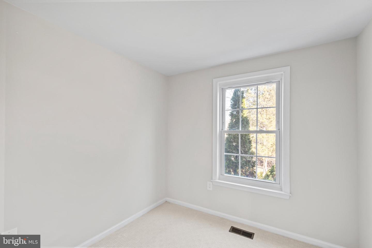 5915 HAVENER HOUSE WAY, CENTREVILLE, Virginia 20120, 3 Bedrooms Bedrooms, ,2 BathroomsBathrooms,Residential,For sale,5915 HAVENER HOUSE WAY,VAFX2283722 MLS # VAFX2283722