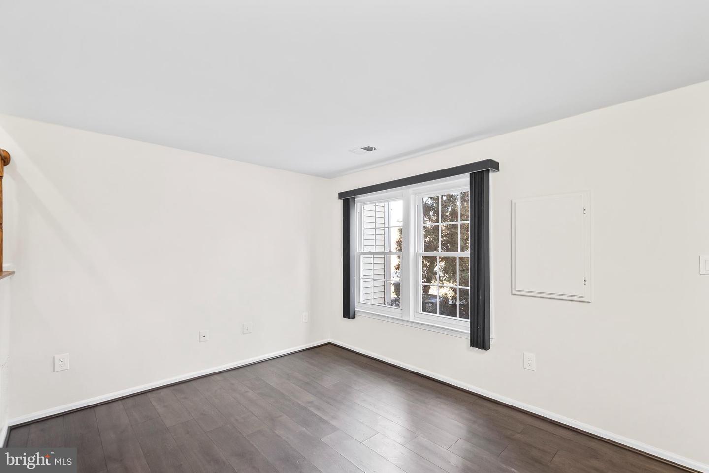 5915 HAVENER HOUSE WAY, CENTREVILLE, Virginia 20120, 3 Bedrooms Bedrooms, ,2 BathroomsBathrooms,Residential,For sale,5915 HAVENER HOUSE WAY,VAFX2283722 MLS # VAFX2283722