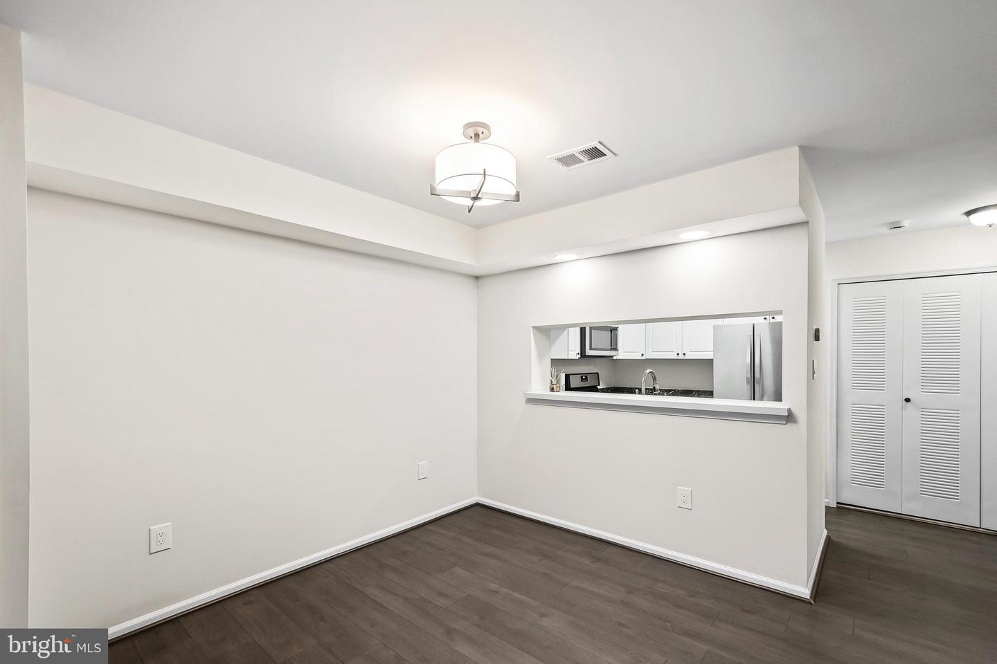 5915 HAVENER HOUSE WAY, CENTREVILLE, Virginia 20120, 3 Bedrooms Bedrooms, ,2 BathroomsBathrooms,Residential,For sale,5915 HAVENER HOUSE WAY,VAFX2283722 MLS # VAFX2283722