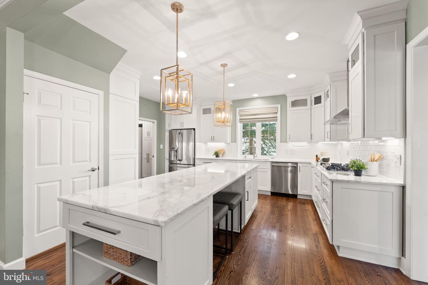 20939 TRENTON CIR, LEESBURG, Virginia 20175, 5 Bedrooms Bedrooms, ,3 BathroomsBathrooms,Residential,For sale,20939 TRENTON CIR,VALO2113378 MLS # VALO2113378