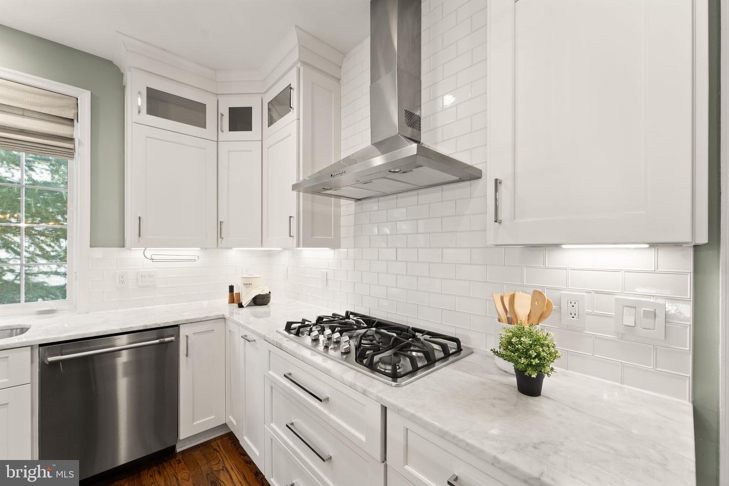 20939 TRENTON CIR, LEESBURG, Virginia 20175, 5 Bedrooms Bedrooms, ,3 BathroomsBathrooms,Residential,For sale,20939 TRENTON CIR,VALO2113378 MLS # VALO2113378