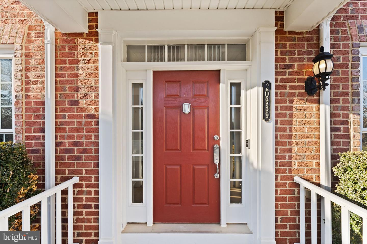 20939 TRENTON CIR, LEESBURG, Virginia 20175, 5 Bedrooms Bedrooms, ,3 BathroomsBathrooms,Residential,For sale,20939 TRENTON CIR,VALO2113378 MLS # VALO2113378