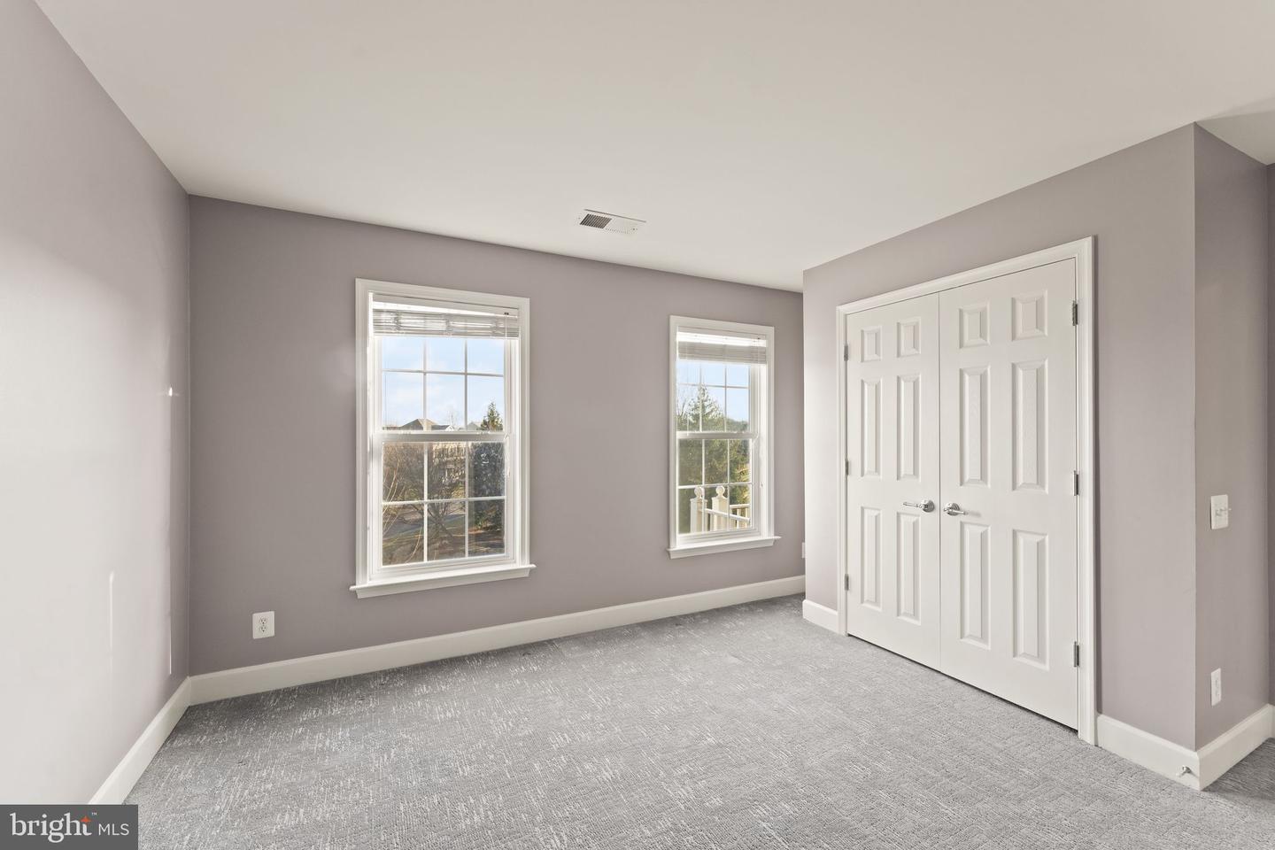 20939 TRENTON CIR, LEESBURG, Virginia 20175, 5 Bedrooms Bedrooms, ,3 BathroomsBathrooms,Residential,For sale,20939 TRENTON CIR,VALO2113378 MLS # VALO2113378