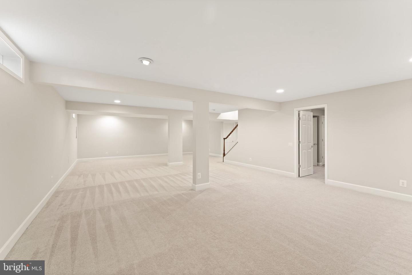 20939 TRENTON CIR, LEESBURG, Virginia 20175, 5 Bedrooms Bedrooms, ,3 BathroomsBathrooms,Residential,For sale,20939 TRENTON CIR,VALO2113378 MLS # VALO2113378