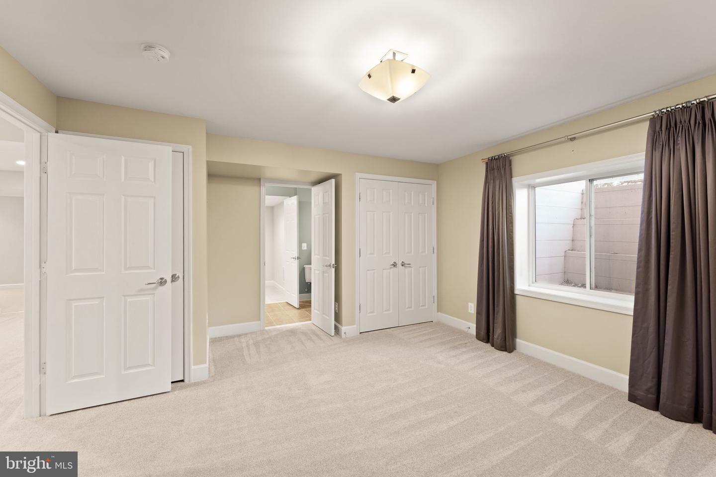 20939 TRENTON CIR, LEESBURG, Virginia 20175, 5 Bedrooms Bedrooms, ,3 BathroomsBathrooms,Residential,For sale,20939 TRENTON CIR,VALO2113378 MLS # VALO2113378