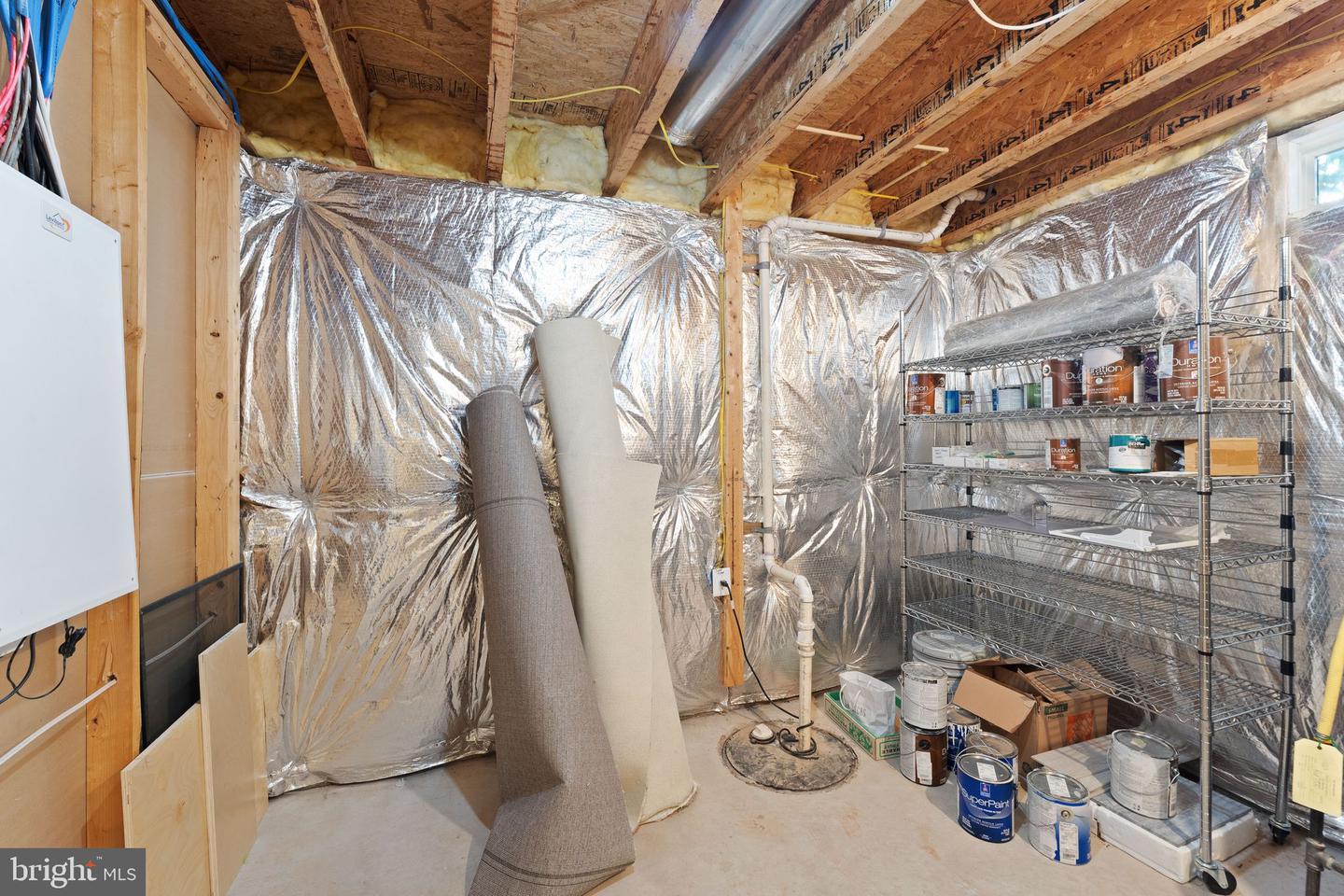 20939 TRENTON CIR, LEESBURG, Virginia 20175, 5 Bedrooms Bedrooms, ,3 BathroomsBathrooms,Residential,For sale,20939 TRENTON CIR,VALO2113378 MLS # VALO2113378