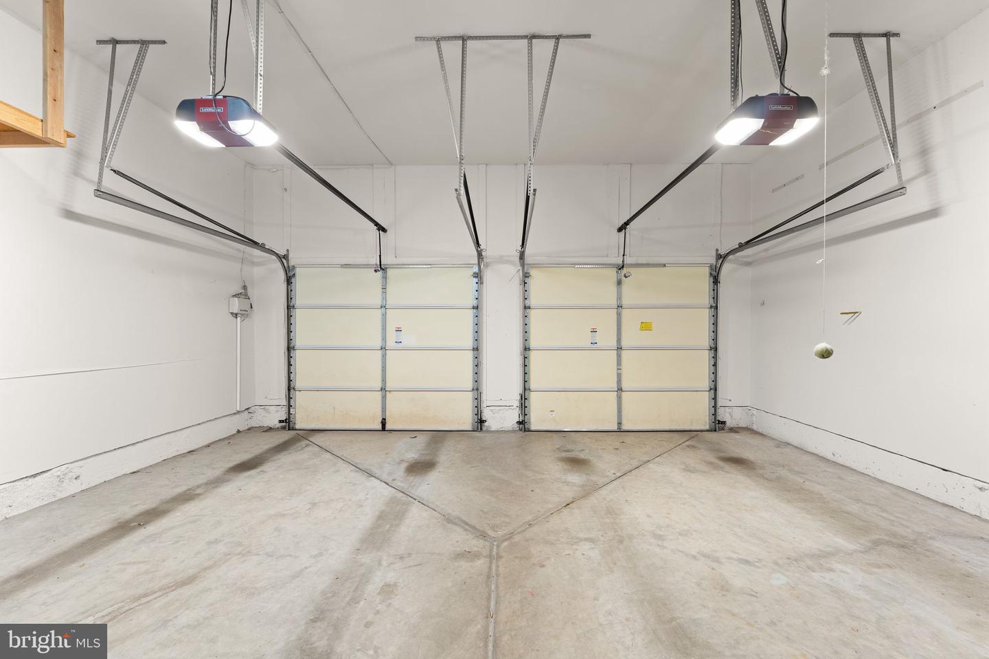 20939 TRENTON CIR, LEESBURG, Virginia 20175, 5 Bedrooms Bedrooms, ,3 BathroomsBathrooms,Residential,For sale,20939 TRENTON CIR,VALO2113378 MLS # VALO2113378