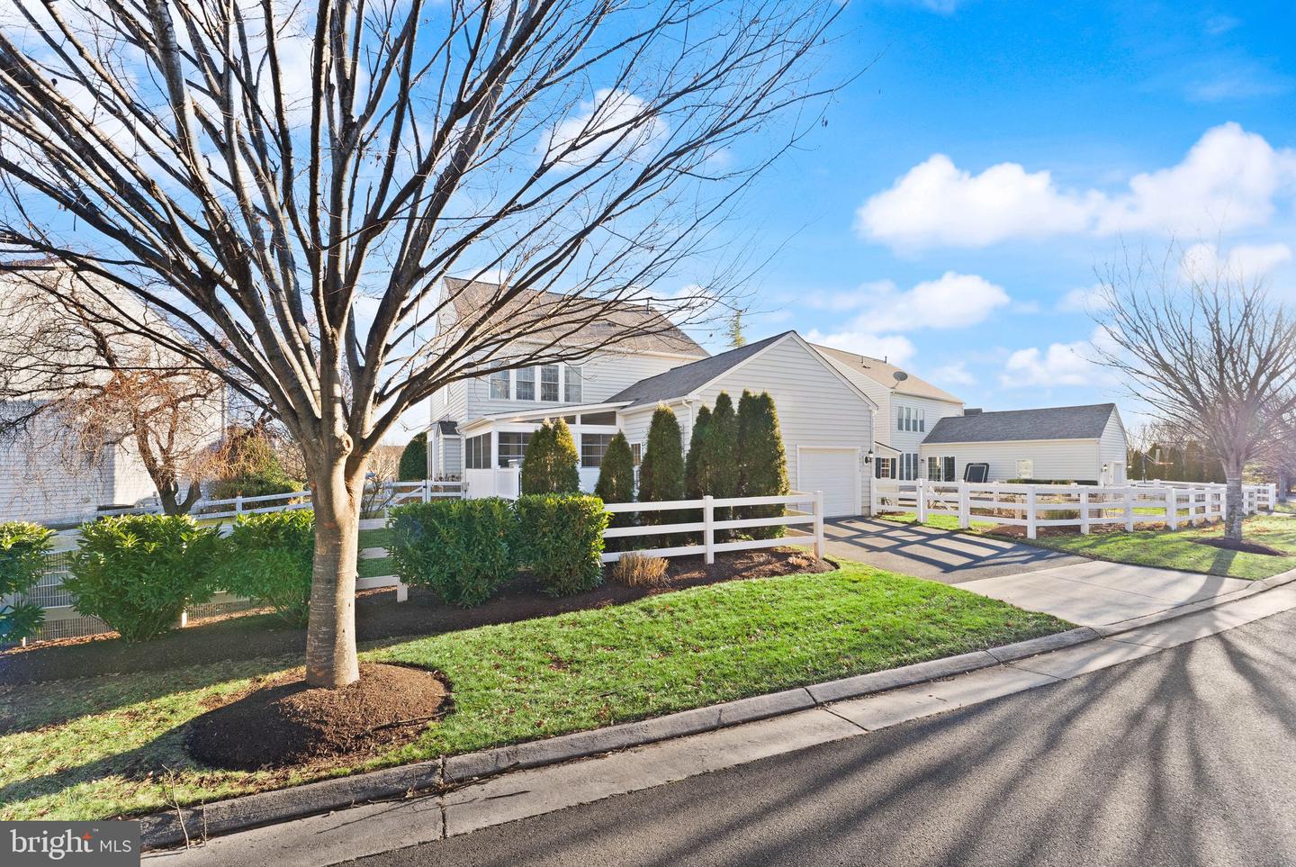 20939 TRENTON CIR, LEESBURG, Virginia 20175, 5 Bedrooms Bedrooms, ,3 BathroomsBathrooms,Residential,For sale,20939 TRENTON CIR,VALO2113378 MLS # VALO2113378