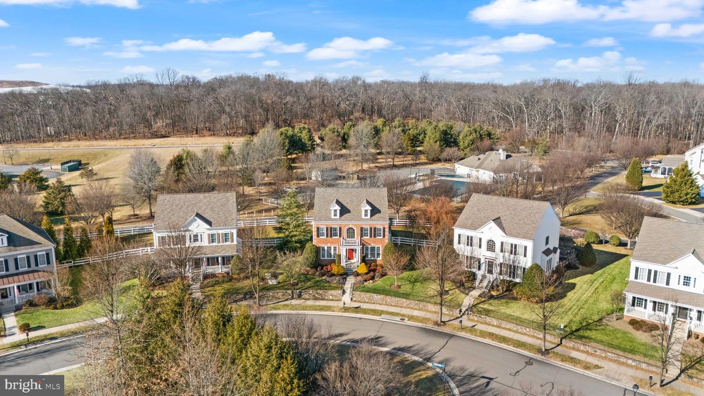 20939 TRENTON CIR, LEESBURG, Virginia 20175, 5 Bedrooms Bedrooms, ,3 BathroomsBathrooms,Residential,For sale,20939 TRENTON CIR,VALO2113378 MLS # VALO2113378