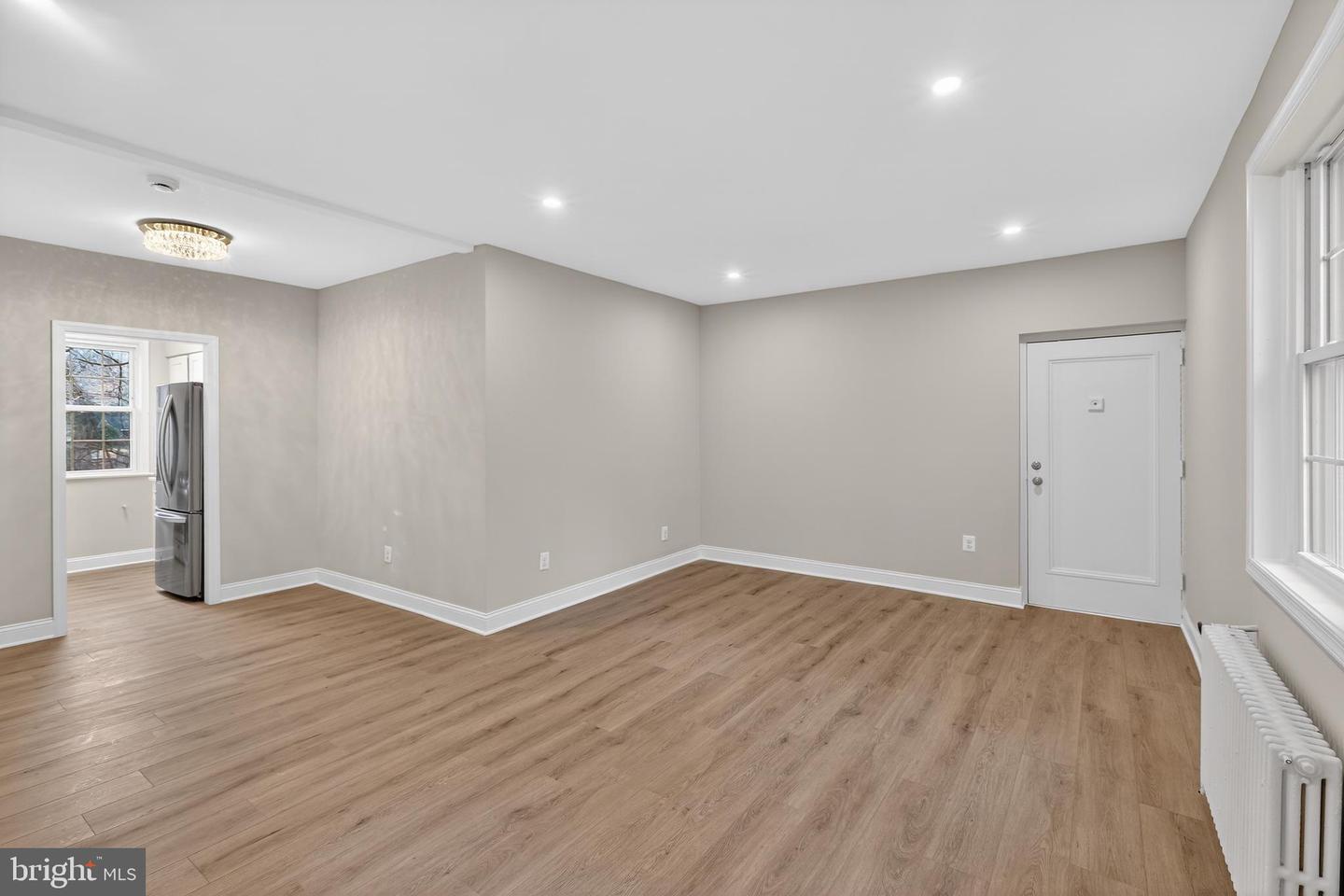 5006 COLUMBIA PIKE #A, ARLINGTON, Virginia 22204, 2 Bedrooms Bedrooms, ,1 BathroomBathrooms,Residential,For sale,5006 COLUMBIA PIKE #A,VAAR2067440 MLS # VAAR2067440 5006 COLUMBIA PIKE #A, ARLINGTON, Virginia 22204, 2 Bedrooms Bedrooms, ,1 BathroomBathrooms,Residential,For sale,5006 COLUMBIA PIKE #A,VAAR2067440 MLS # VAAR2067440