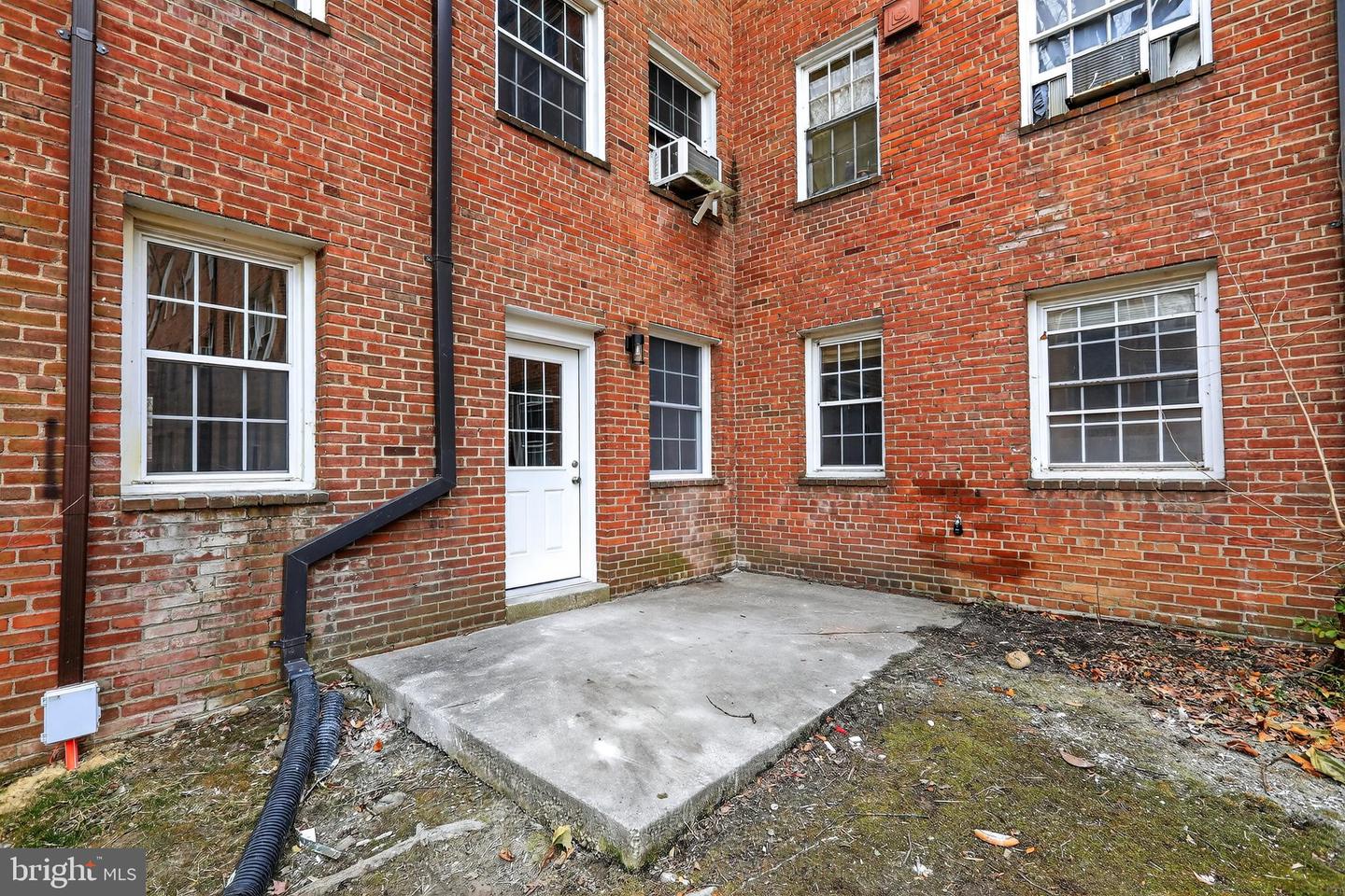 5006 COLUMBIA PIKE #A, ARLINGTON, Virginia 22204, 2 Bedrooms Bedrooms, ,1 BathroomBathrooms,Residential,For sale,5006 COLUMBIA PIKE #A,VAAR2067440 MLS # VAAR2067440 5006 COLUMBIA PIKE #A, ARLINGTON, Virginia 22204, 2 Bedrooms Bedrooms, ,1 BathroomBathrooms,Residential,For sale,5006 COLUMBIA PIKE #A,VAAR2067440 MLS # VAAR2067440