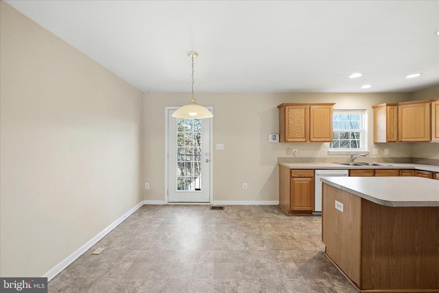 1309 PENDLETON LN, STRASBURG, Virginia 22657, 4 Bedrooms Bedrooms, ,2 BathroomsBathrooms,Residential,For sale,1309 PENDLETON LN,VASH2013308 MLS # VASH2013308