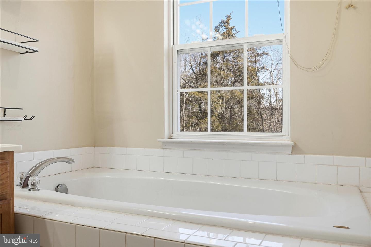 1309 PENDLETON LN, STRASBURG, Virginia 22657, 4 Bedrooms Bedrooms, ,2 BathroomsBathrooms,Residential,For sale,1309 PENDLETON LN,VASH2013308 MLS # VASH2013308