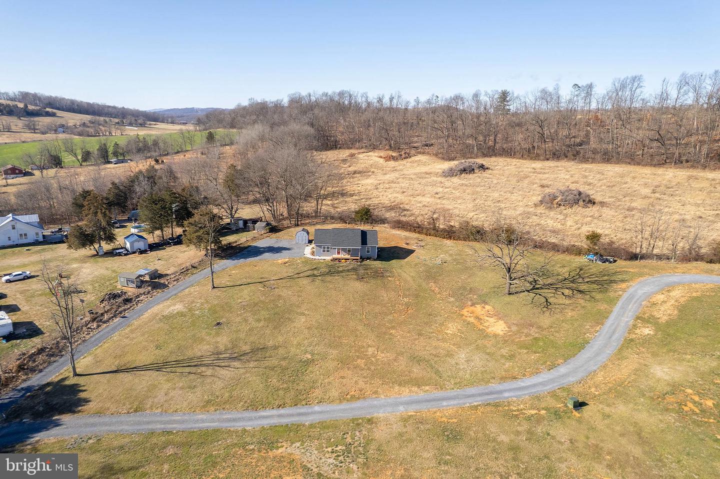 4009 RIDGE RD, QUICKSBURG, Virginia 22847, 3 Bedrooms Bedrooms, ,2 BathroomsBathrooms,Residential,For sale,4009 RIDGE RD,VASH2013310 MLS # VASH2013310