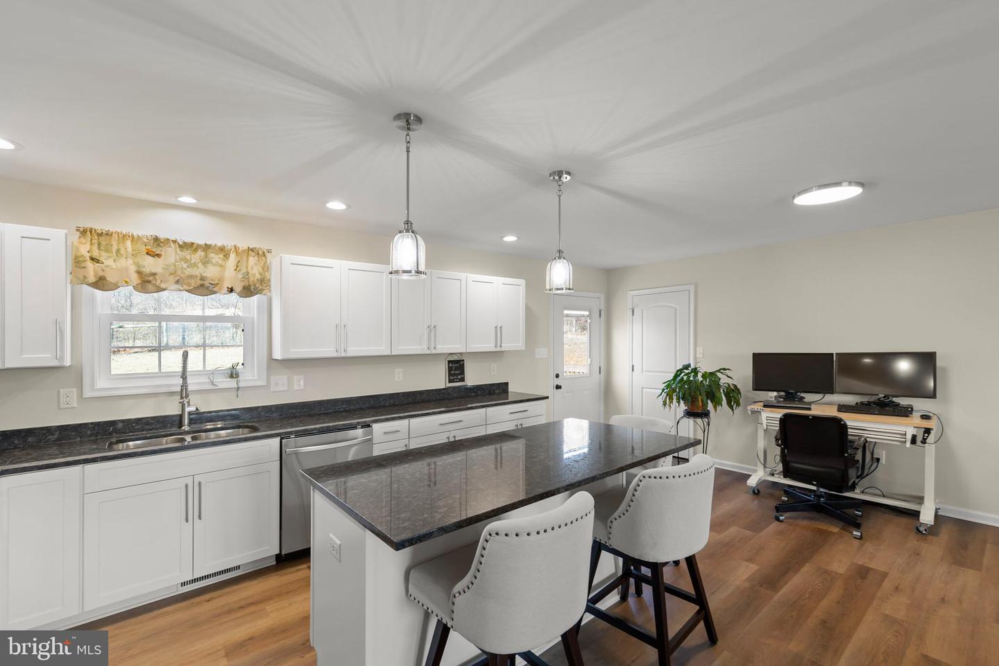 4009 RIDGE RD, QUICKSBURG, Virginia 22847, 3 Bedrooms Bedrooms, ,2 BathroomsBathrooms,Residential,For sale,4009 RIDGE RD,VASH2013310 MLS # VASH2013310