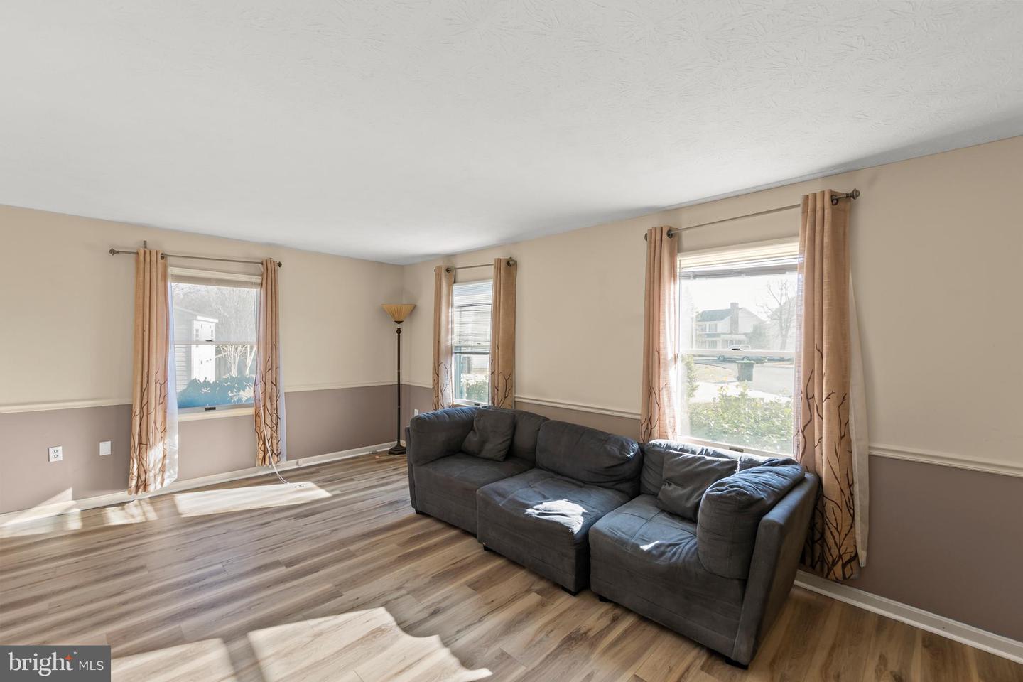 108 COLUMBIA CIR, STEPHENS CITY, Virginia 22655, 3 Bedrooms Bedrooms, ,2 BathroomsBathrooms,Residential,For sale,108 COLUMBIA CIR,VAFV2038788 MLS # VAFV2038788