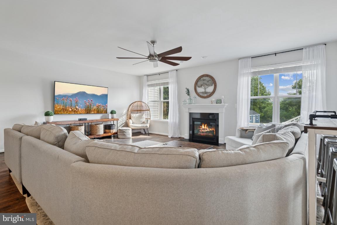 14132 AMYS MEADOW CT, LEESBURG, Virginia 20176, 7 Bedrooms Bedrooms, ,6 BathroomsBathrooms,Residential,For sale,14132 AMYS MEADOW CT,VALO2113588 MLS # VALO2113588