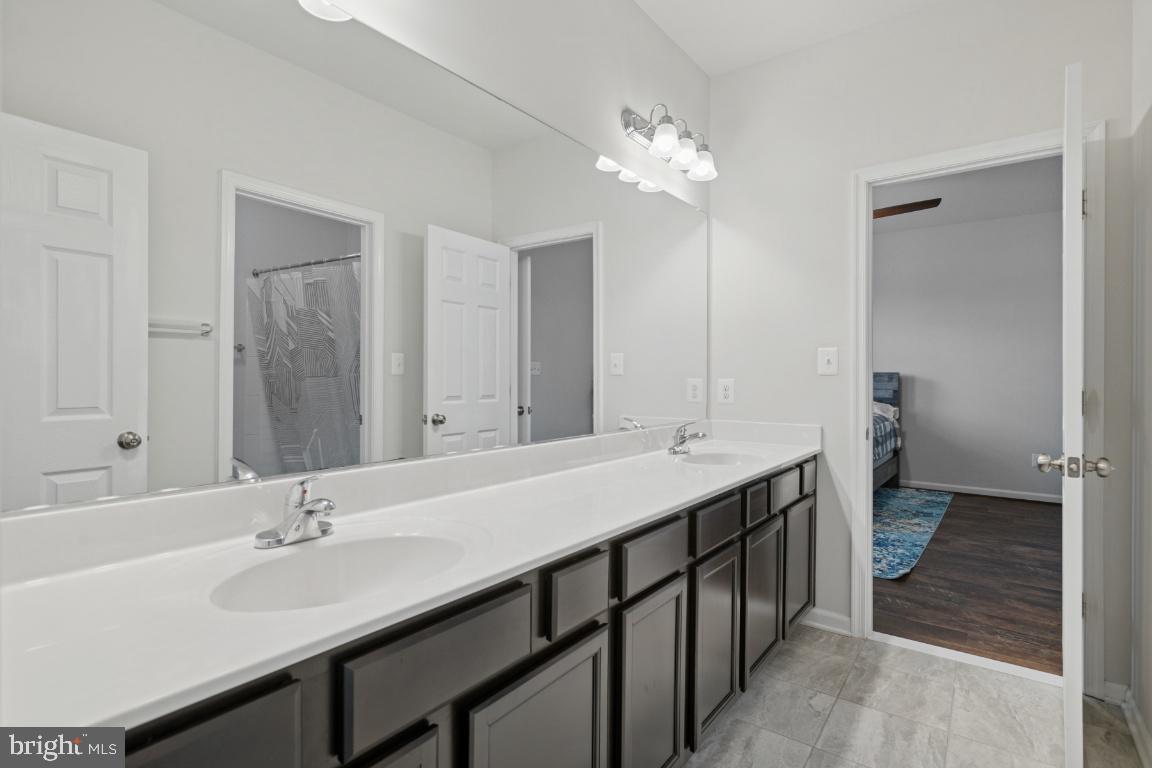 14132 AMYS MEADOW CT, LEESBURG, Virginia 20176, 7 Bedrooms Bedrooms, ,6 BathroomsBathrooms,Residential,For sale,14132 AMYS MEADOW CT,VALO2113588 MLS # VALO2113588