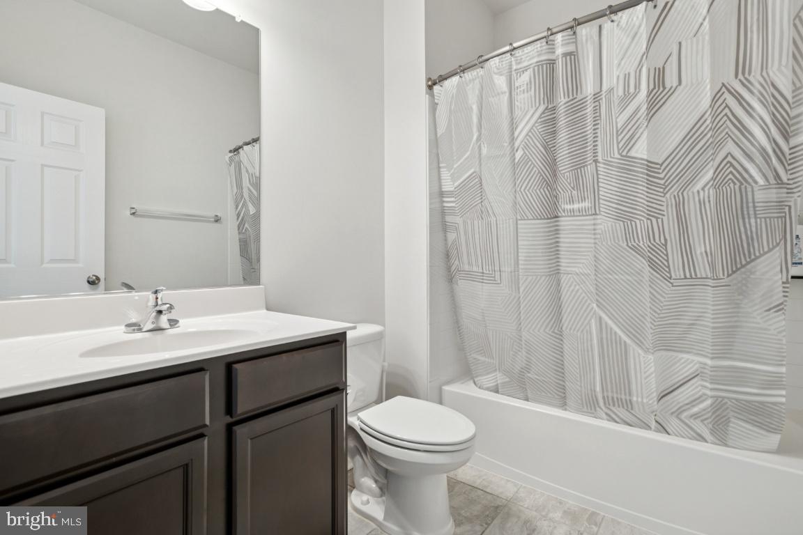 14132 AMYS MEADOW CT, LEESBURG, Virginia 20176, 7 Bedrooms Bedrooms, ,6 BathroomsBathrooms,Residential,For sale,14132 AMYS MEADOW CT,VALO2113588 MLS # VALO2113588