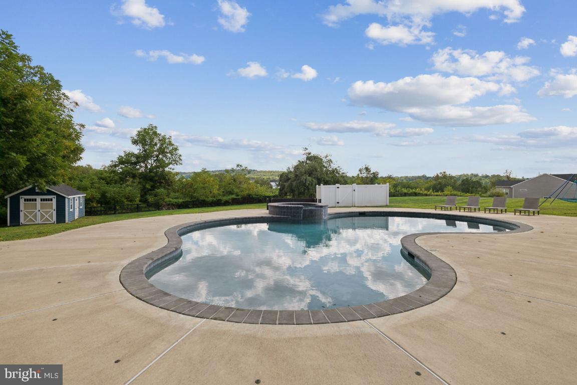 14132 AMYS MEADOW CT, LEESBURG, Virginia 20176, 7 Bedrooms Bedrooms, ,6 BathroomsBathrooms,Residential,For sale,14132 AMYS MEADOW CT,VALO2113588 MLS # VALO2113588