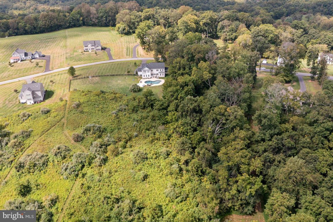 14132 AMYS MEADOW CT, LEESBURG, Virginia 20176, 7 Bedrooms Bedrooms, ,6 BathroomsBathrooms,Residential,For sale,14132 AMYS MEADOW CT,VALO2113588 MLS # VALO2113588