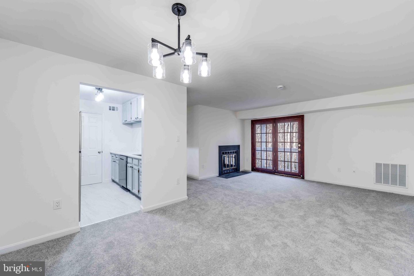 5700 SHADWELL CT #77, ALEXANDRIA, Virginia 22309, 2 Bedrooms Bedrooms, ,2 BathroomsBathrooms,Residential,For sale,5700 SHADWELL CT #77,VAFX2285028 MLS # VAFX2285028