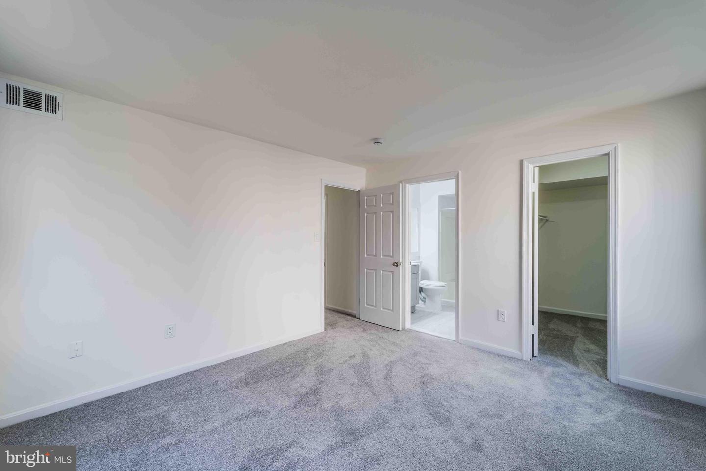 5700 SHADWELL CT #77, ALEXANDRIA, Virginia 22309, 2 Bedrooms Bedrooms, ,2 BathroomsBathrooms,Residential,For sale,5700 SHADWELL CT #77,VAFX2285028 MLS # VAFX2285028