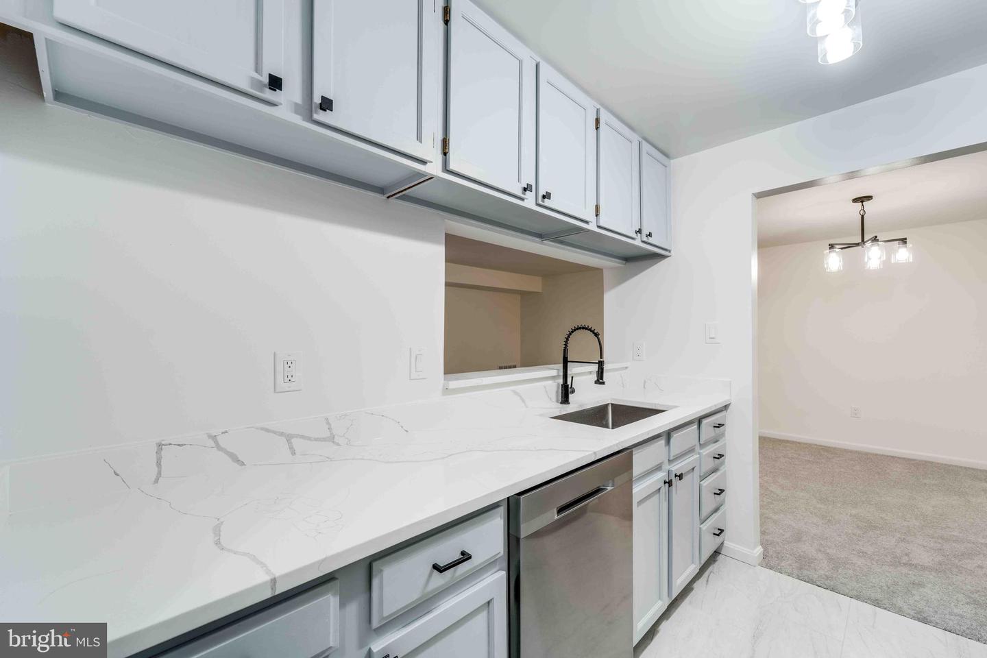 5700 SHADWELL CT #77, ALEXANDRIA, Virginia 22309, 2 Bedrooms Bedrooms, ,2 BathroomsBathrooms,Residential,For sale,5700 SHADWELL CT #77,VAFX2285028 MLS # VAFX2285028