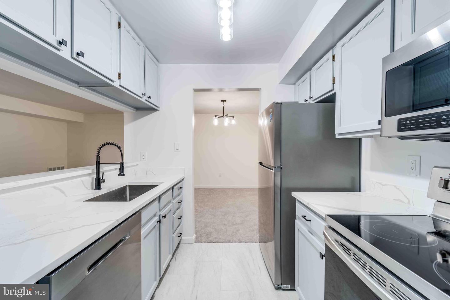 5700 SHADWELL CT #77, ALEXANDRIA, Virginia 22309, 2 Bedrooms Bedrooms, ,2 BathroomsBathrooms,Residential,For sale,5700 SHADWELL CT #77,VAFX2285028 MLS # VAFX2285028