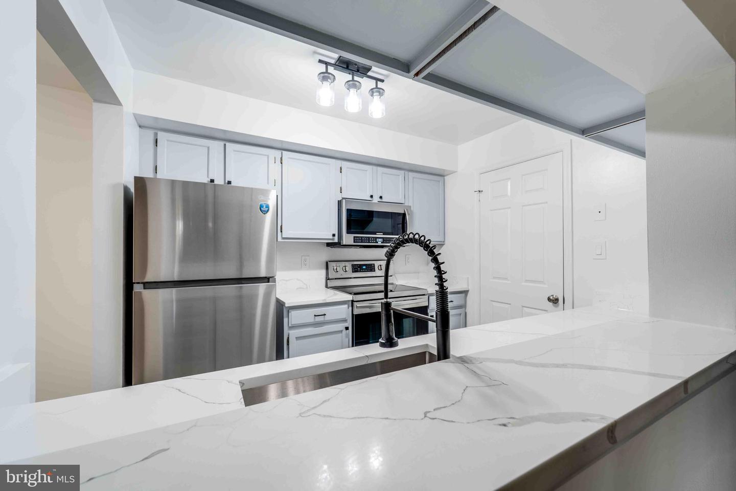 5700 SHADWELL CT #77, ALEXANDRIA, Virginia 22309, 2 Bedrooms Bedrooms, ,2 BathroomsBathrooms,Residential,For sale,5700 SHADWELL CT #77,VAFX2285028 MLS # VAFX2285028