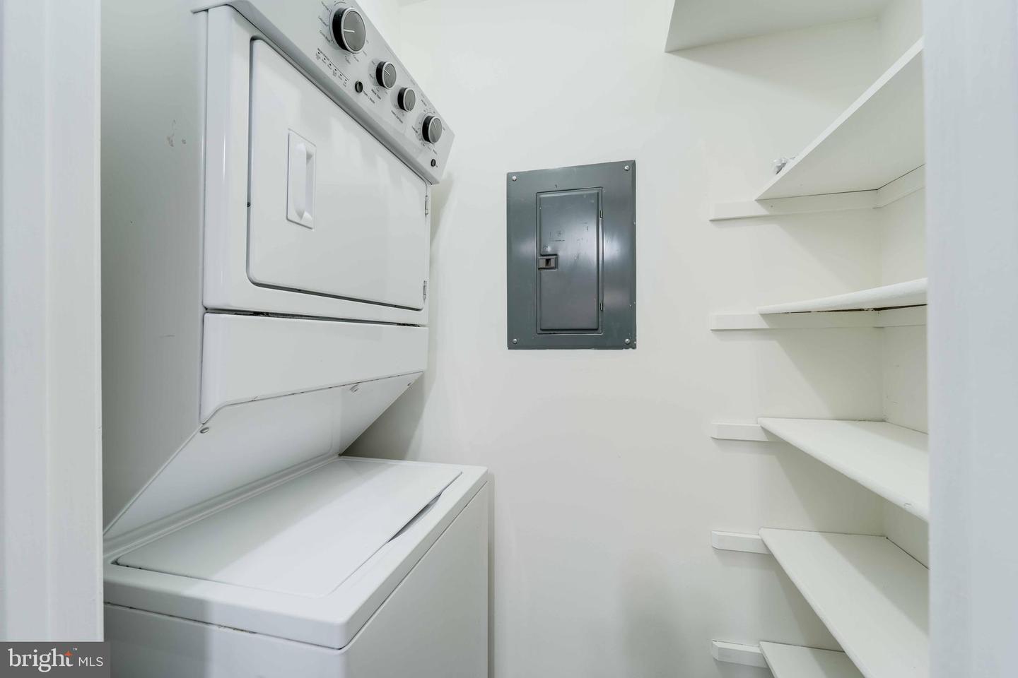 5700 SHADWELL CT #77, ALEXANDRIA, Virginia 22309, 2 Bedrooms Bedrooms, ,2 BathroomsBathrooms,Residential,For sale,5700 SHADWELL CT #77,VAFX2285028 MLS # VAFX2285028