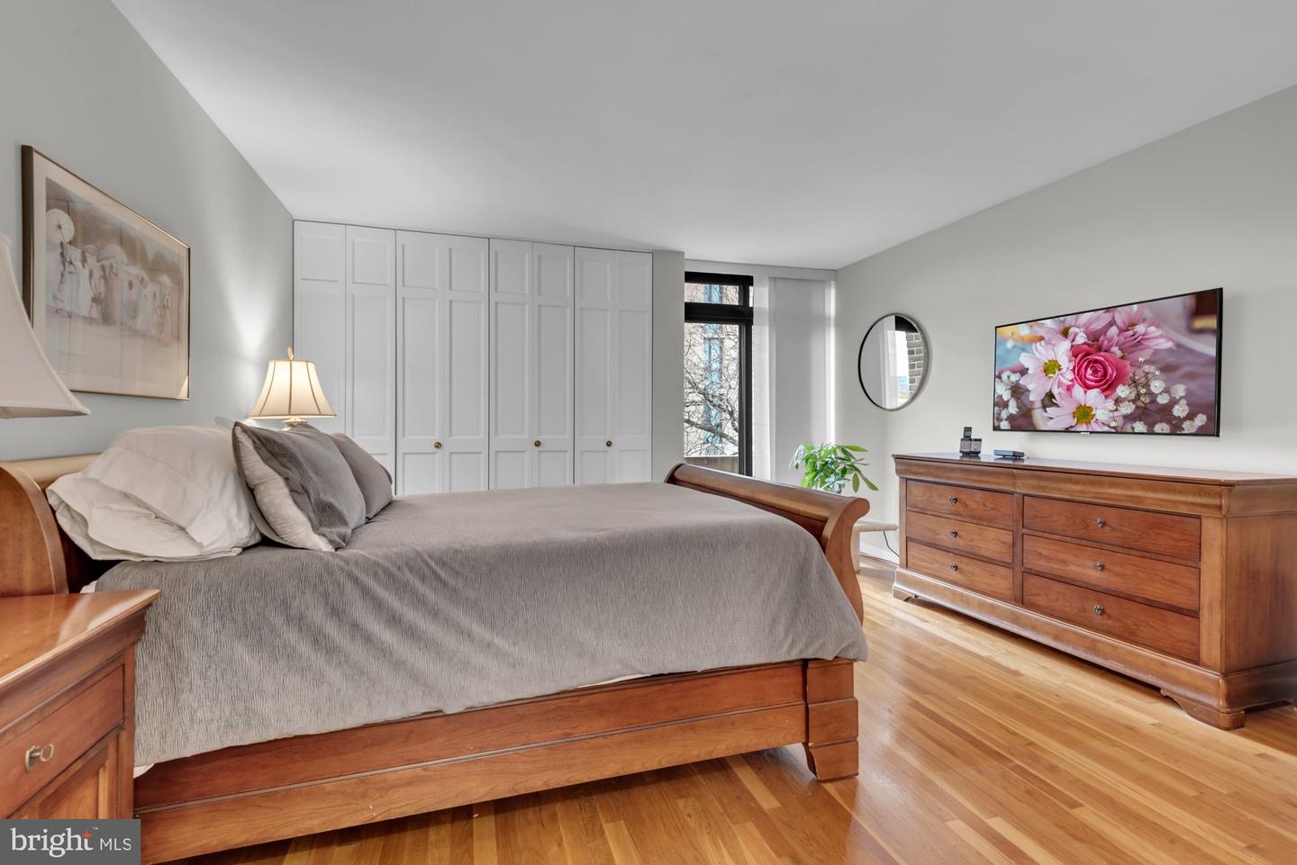 1263 DELAWARE AVE SW #53, WASHINGTON, District Of Columbia 20024, 3 Bedrooms Bedrooms, ,3 BathroomsBathrooms,Residential,For sale,1263 DELAWARE AVE SW #53,DCDC2240704 MLS # DCDC2240704 1263 DELAWARE AVE SW #53, WASHINGTON, District Of Columbia 20024, 3 Bedrooms Bedrooms, ,3 BathroomsBathrooms,Residential,For sale,1263 DELAWARE AVE SW #53,DCDC2240704 MLS # DCDC2240704