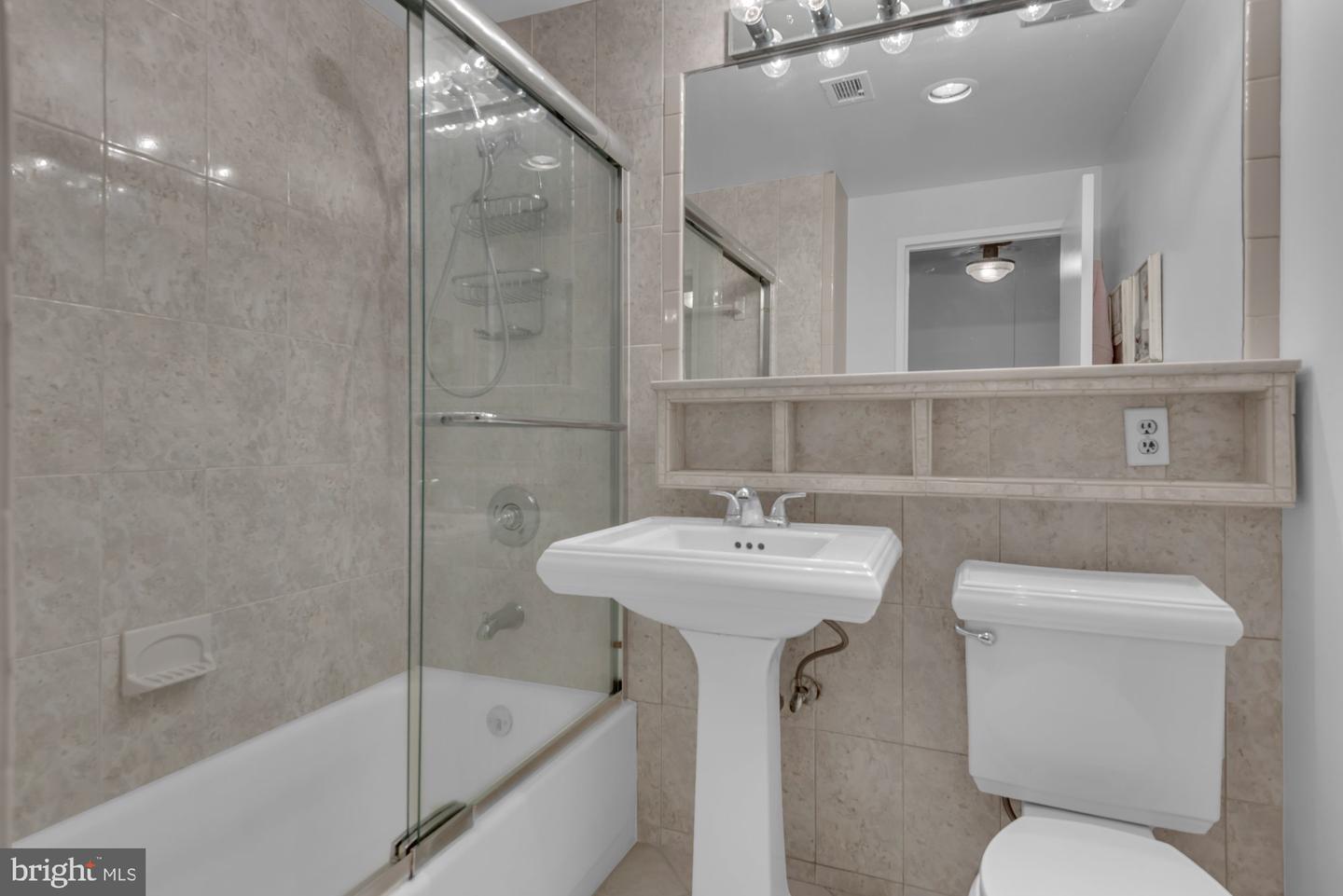 1263 DELAWARE AVE SW #53, WASHINGTON, District Of Columbia 20024, 3 Bedrooms Bedrooms, ,3 BathroomsBathrooms,Residential,For sale,1263 DELAWARE AVE SW #53,DCDC2240704 MLS # DCDC2240704 1263 DELAWARE AVE SW #53, WASHINGTON, District Of Columbia 20024, 3 Bedrooms Bedrooms, ,3 BathroomsBathrooms,Residential,For sale,1263 DELAWARE AVE SW #53,DCDC2240704 MLS # DCDC2240704