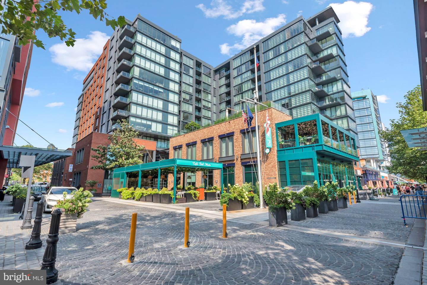 1263 DELAWARE AVE SW #53, WASHINGTON, District Of Columbia 20024, 3 Bedrooms Bedrooms, ,3 BathroomsBathrooms,Residential,For sale,1263 DELAWARE AVE SW #53,DCDC2240704 MLS # DCDC2240704 1263 DELAWARE AVE SW #53, WASHINGTON, District Of Columbia 20024, 3 Bedrooms Bedrooms, ,3 BathroomsBathrooms,Residential,For sale,1263 DELAWARE AVE SW #53,DCDC2240704 MLS # DCDC2240704