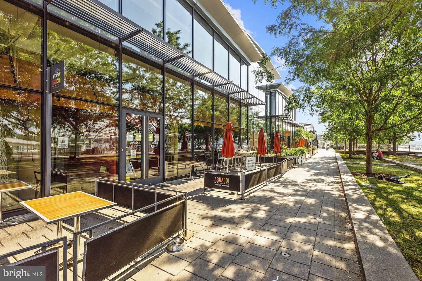 1263 DELAWARE AVE SW #53, WASHINGTON, District Of Columbia 20024, 3 Bedrooms Bedrooms, ,3 BathroomsBathrooms,Residential,For sale,1263 DELAWARE AVE SW #53,DCDC2240704 MLS # DCDC2240704 1263 DELAWARE AVE SW #53, WASHINGTON, District Of Columbia 20024, 3 Bedrooms Bedrooms, ,3 BathroomsBathrooms,Residential,For sale,1263 DELAWARE AVE SW #53,DCDC2240704 MLS # DCDC2240704