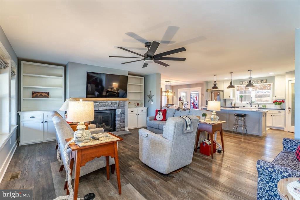 10716 HARPINE HWY, BROADWAY, Virginia 22815, 5 Bedrooms Bedrooms, ,4 BathroomsBathrooms,Residential,For sale,10716 HARPINE HWY,VARO2002796 MLS # VARO2002796