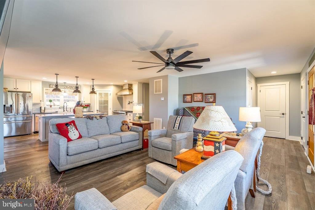 10716 HARPINE HWY, BROADWAY, Virginia 22815, 5 Bedrooms Bedrooms, ,4 BathroomsBathrooms,Residential,For sale,10716 HARPINE HWY,VARO2002796 MLS # VARO2002796