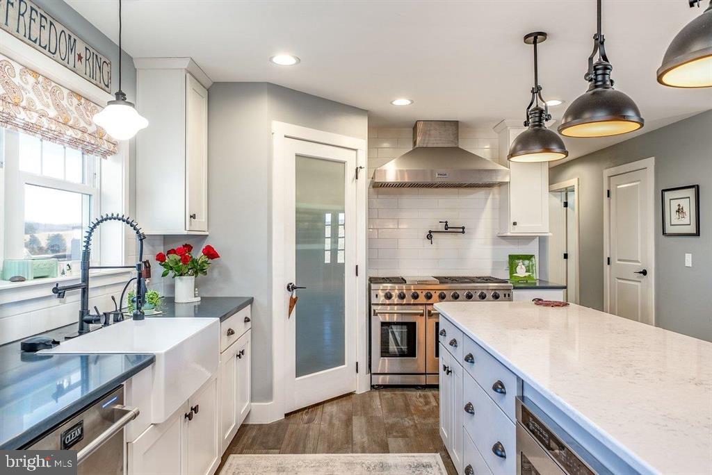 10716 HARPINE HWY, BROADWAY, Virginia 22815, 5 Bedrooms Bedrooms, ,4 BathroomsBathrooms,Residential,For sale,10716 HARPINE HWY,VARO2002796 MLS # VARO2002796